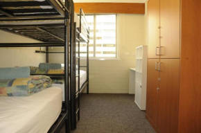 Гостиница Kangaroo Inn  Перт